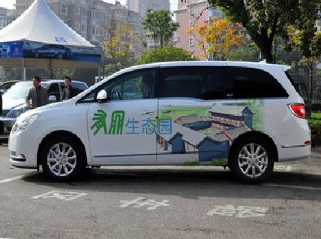 合川户外车贴喷绘如何保持效果?